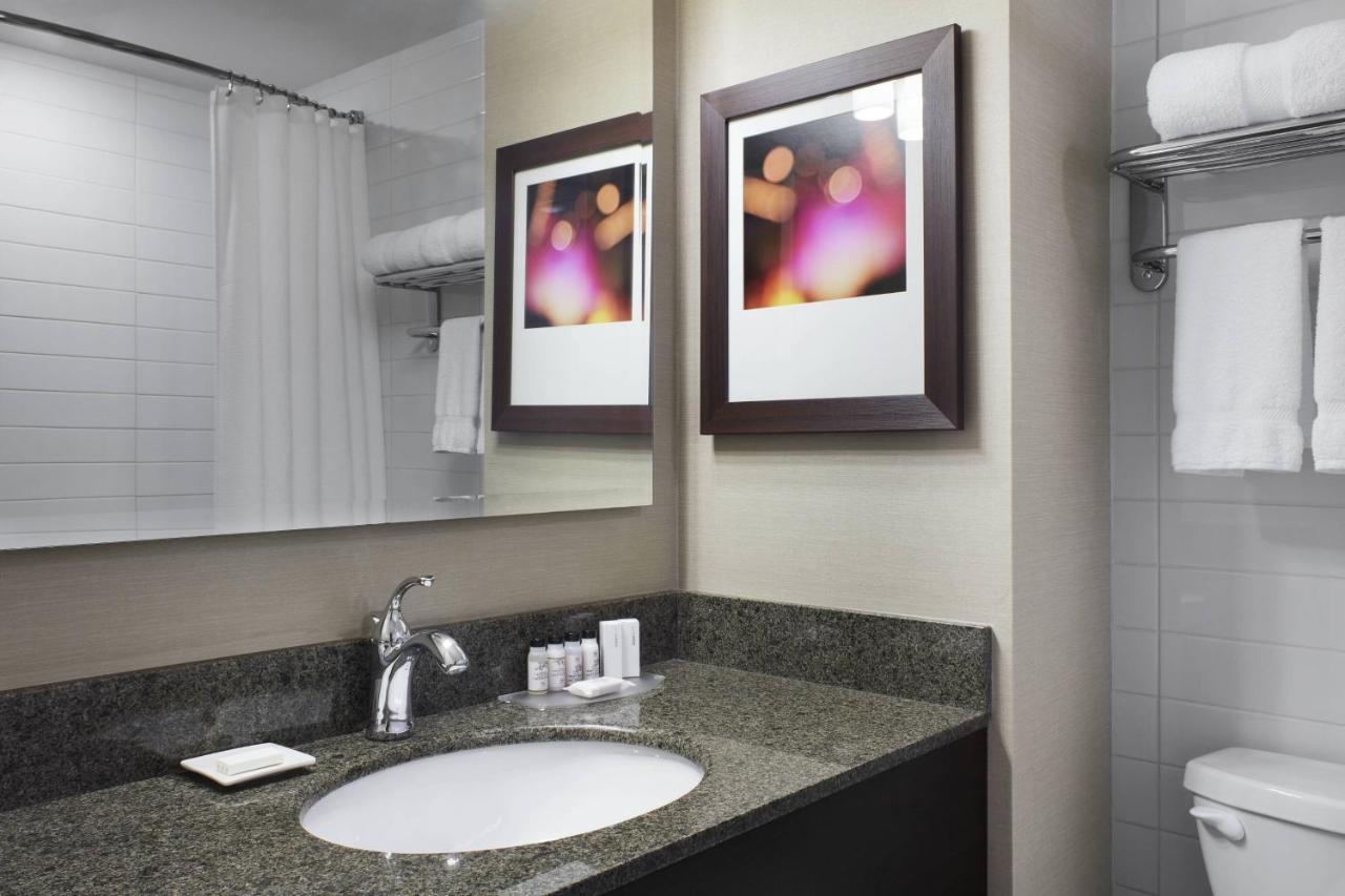Delta Hotels By Marriott Beausejour Moncton Ngoại thất bức ảnh